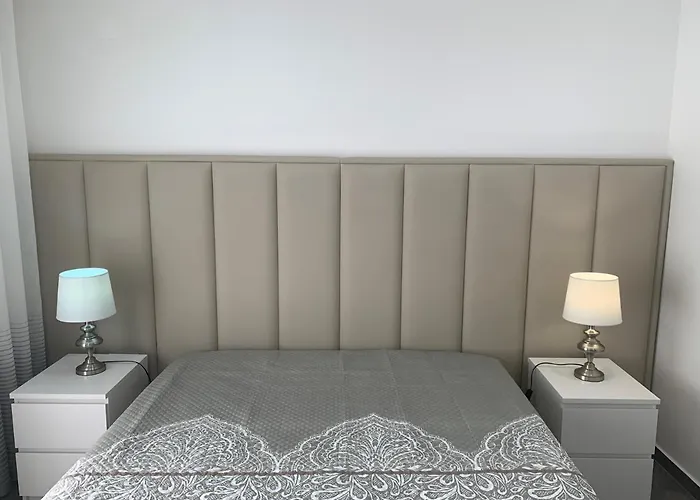 Apartment Quebra-mar 3 *